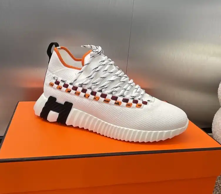 hype Hermes Casual Shoes