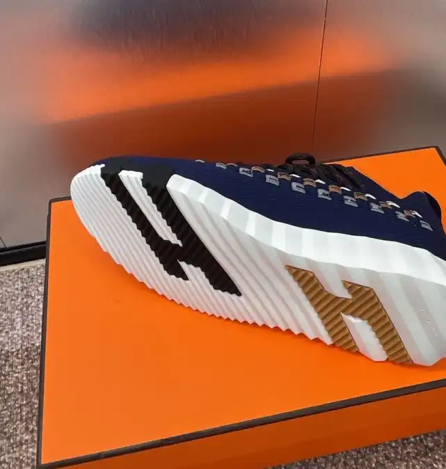 hype Hermes Casual Shoes