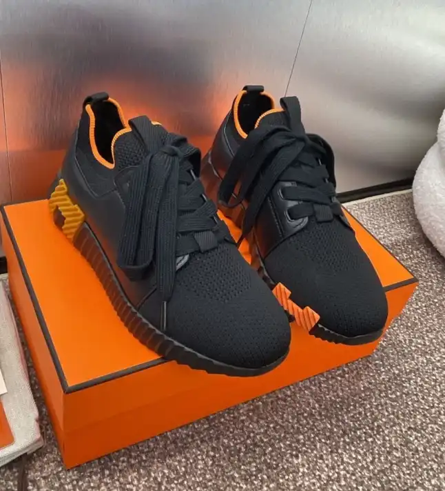 hype Hermes Casual Shoes