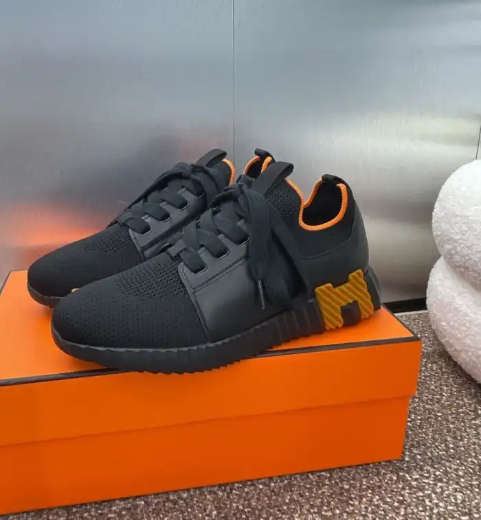 hype Hermes Casual Shoes