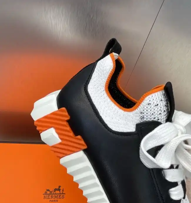 hype Hermes Casual Shoes