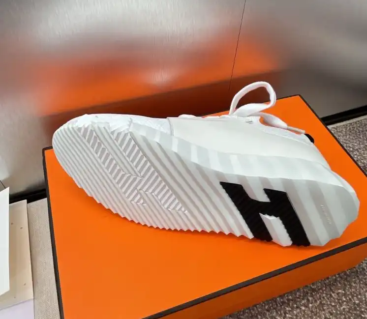 hype Hermes Casual Shoes