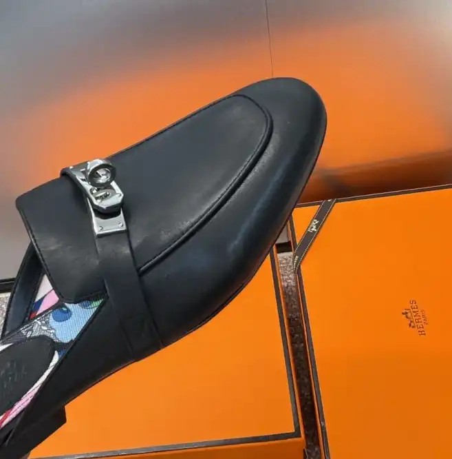 hype Hermes Slippers