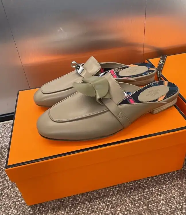 hype Hermes Slippers