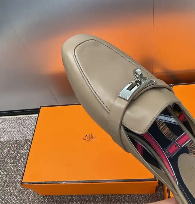 hype Hermes Slippers