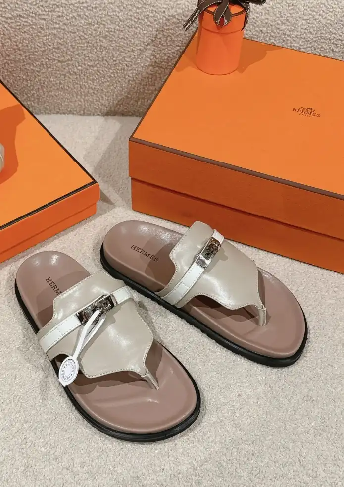 hype Hermes Slippers