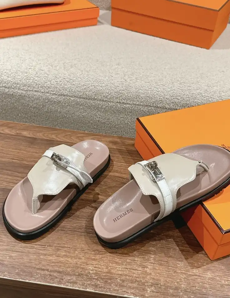 hype Hermes Slippers