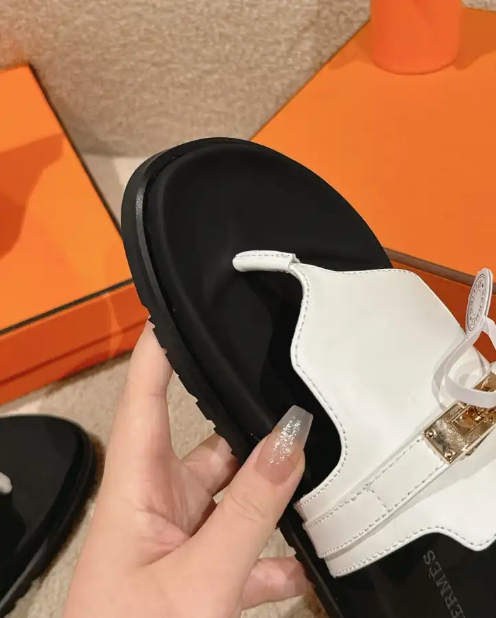 hype Hermes Slippers