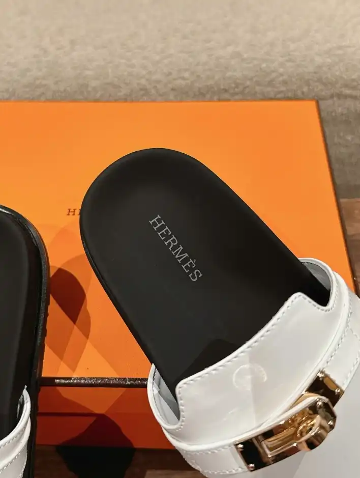 hype Hermes Slippers