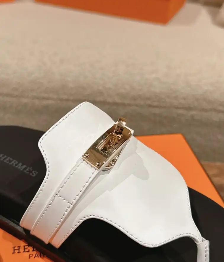 hype Hermes Slippers