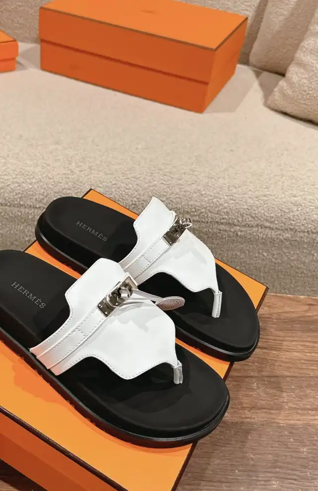 hype Hermes Slippers