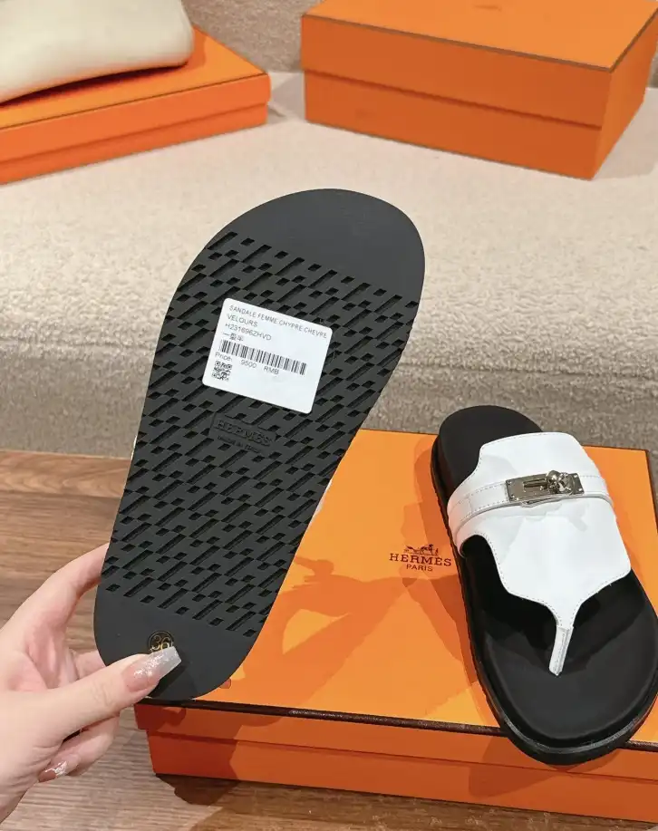 hype Hermes Slippers