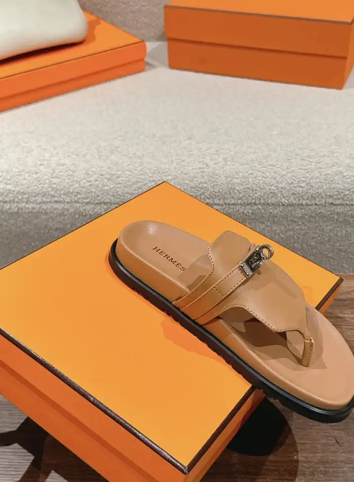 hype Hermes Slippers