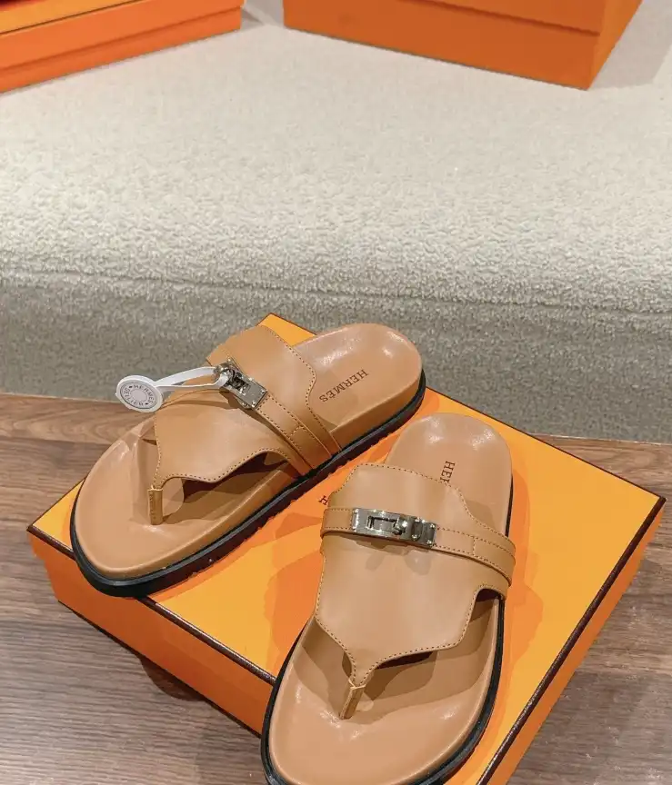 hype Hermes Slippers