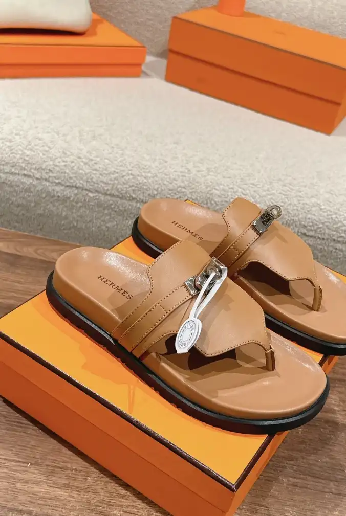 hype Hermes Slippers