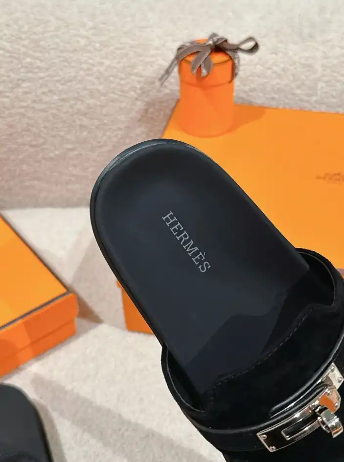 hype Hermes Slippers