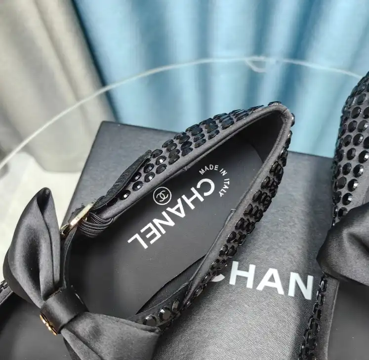 hype Chanel High Heels