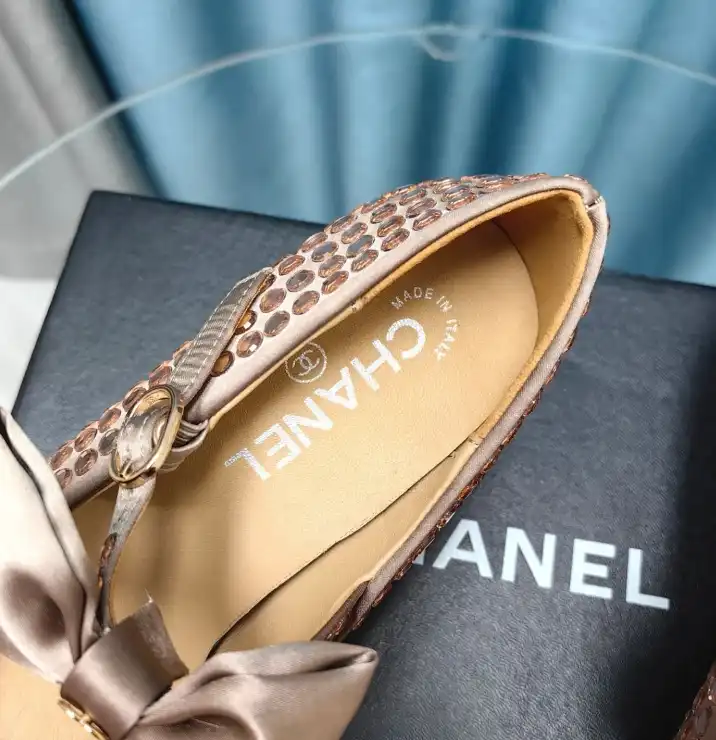 hype Chanel High Heels