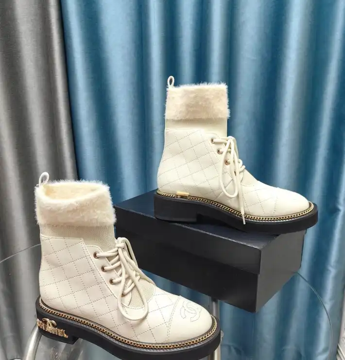 hype Chanel Boots