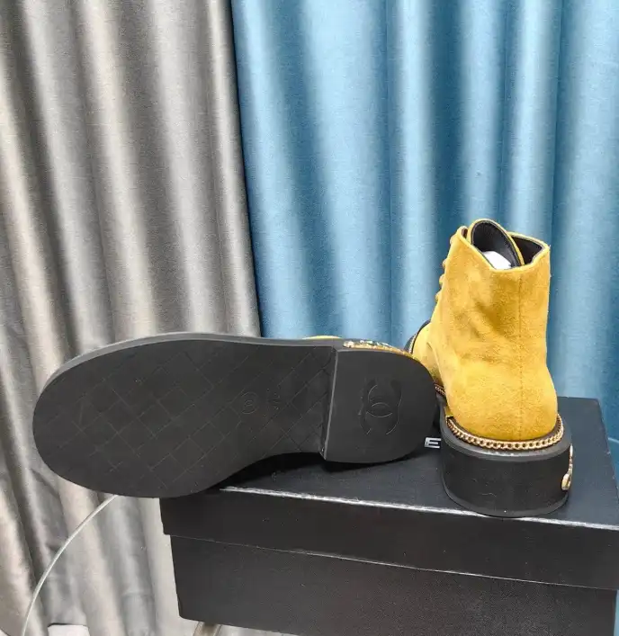 hype Chanel Boots