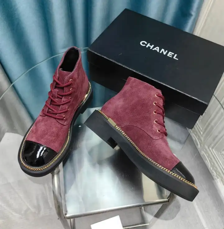 hype Chanel Boots