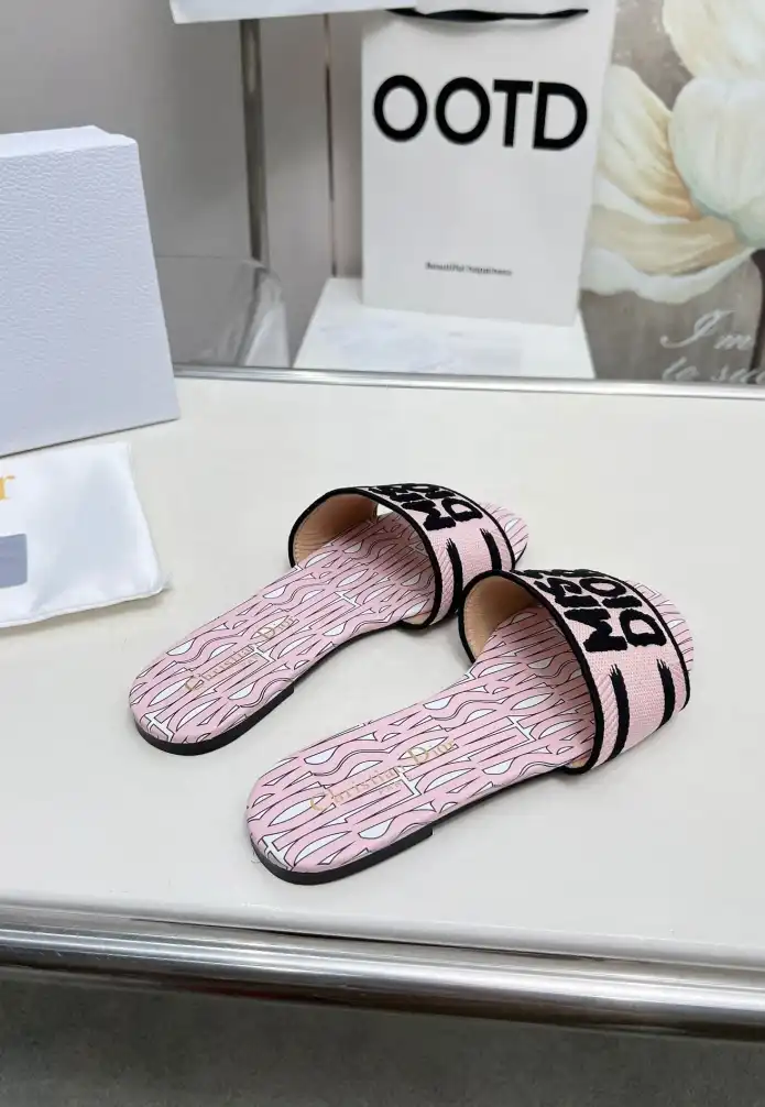 hype Christian Dior Slippers