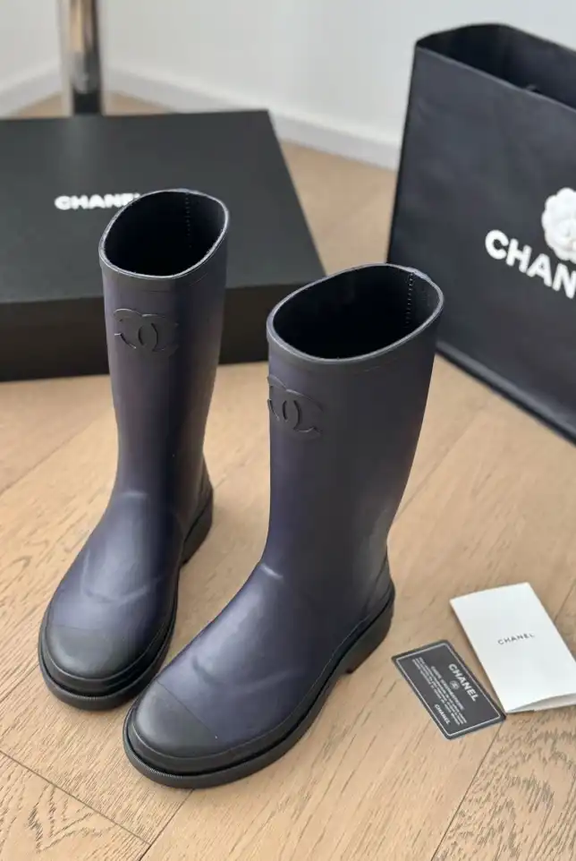 hype Chanel Boots