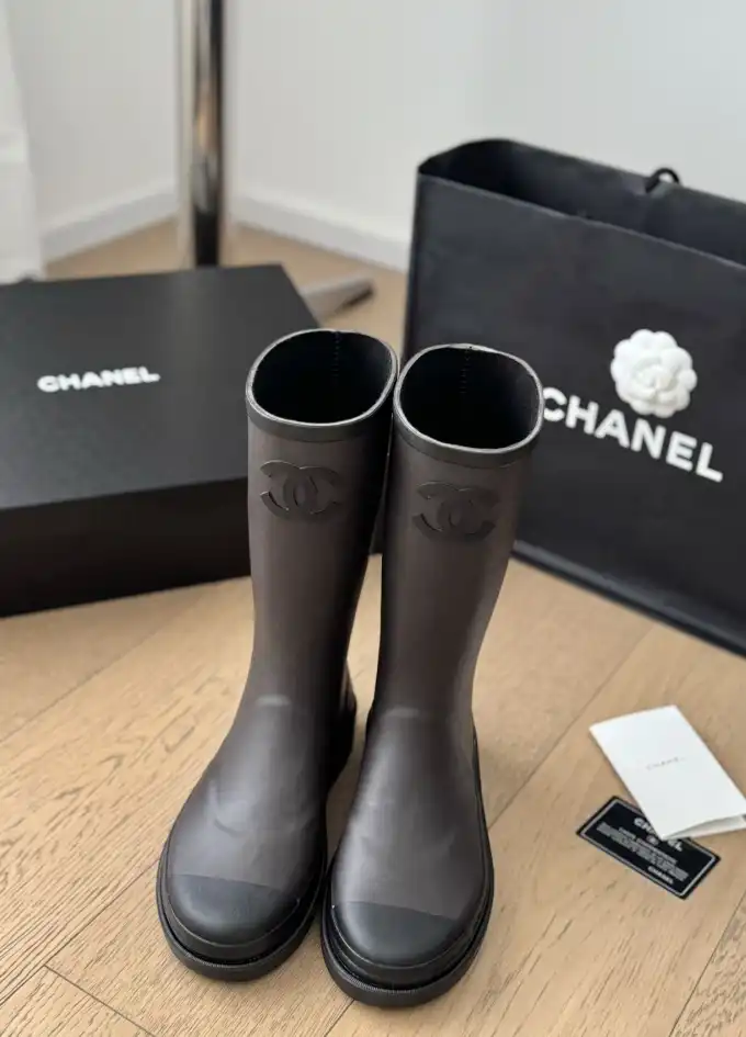 hype Chanel Boots