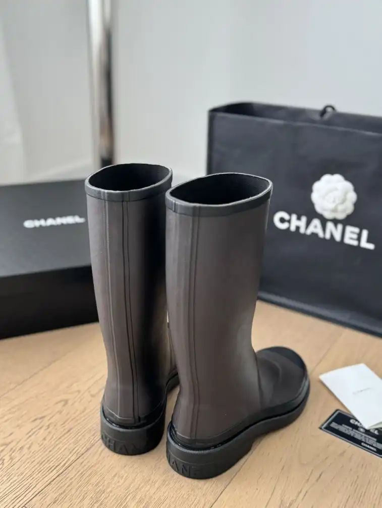 hype Chanel Boots