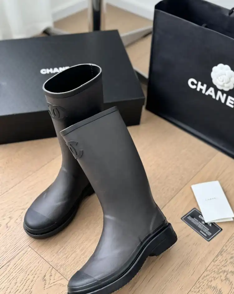 hype Chanel Boots