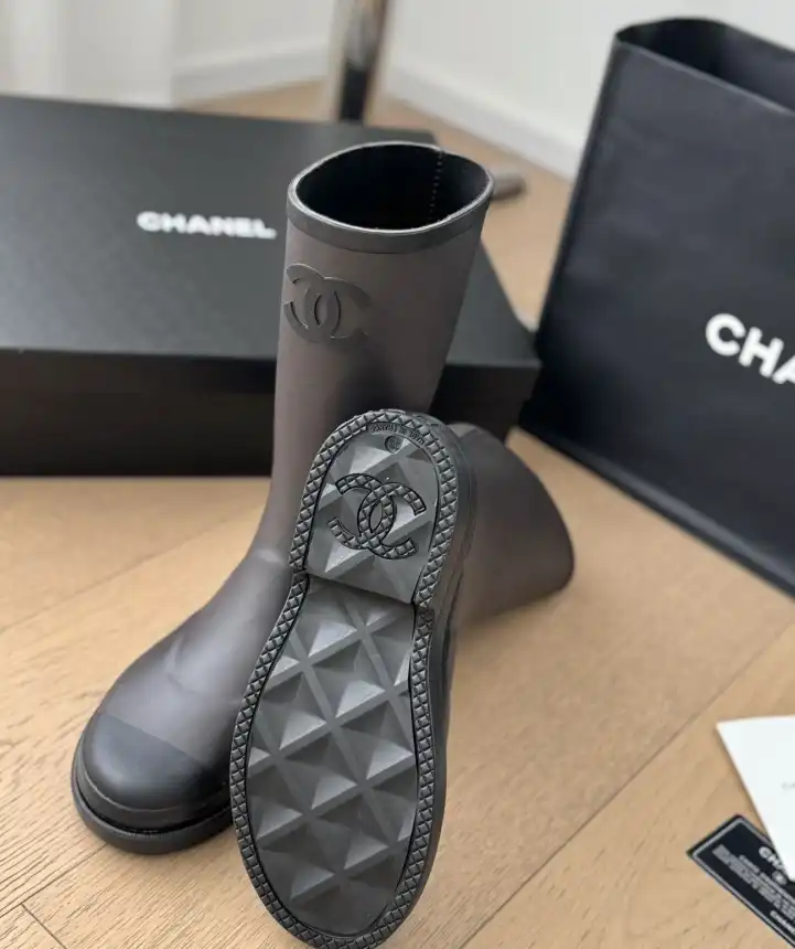 hype Chanel Boots