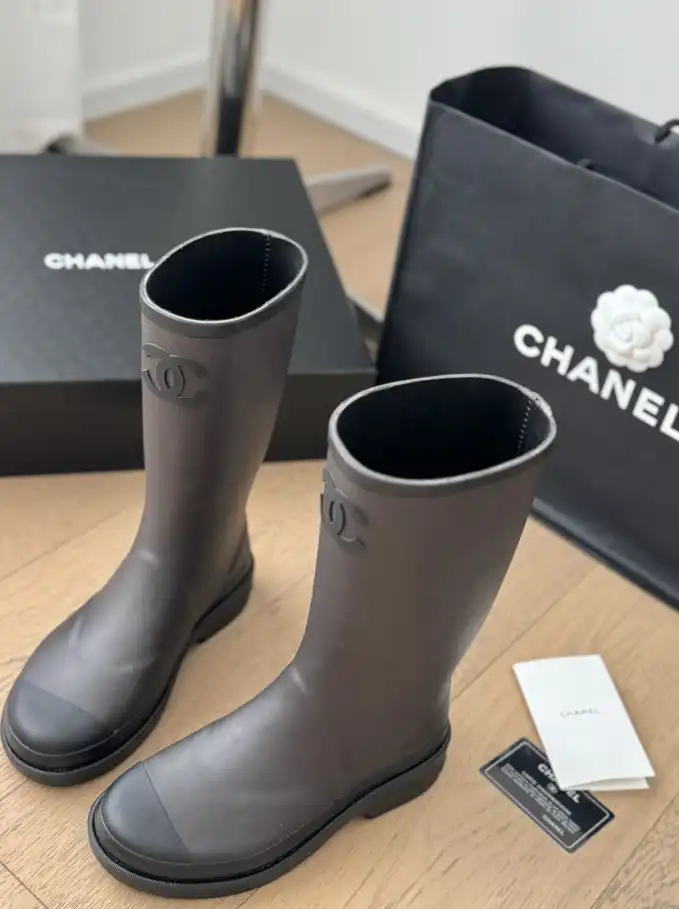 hype Chanel Boots