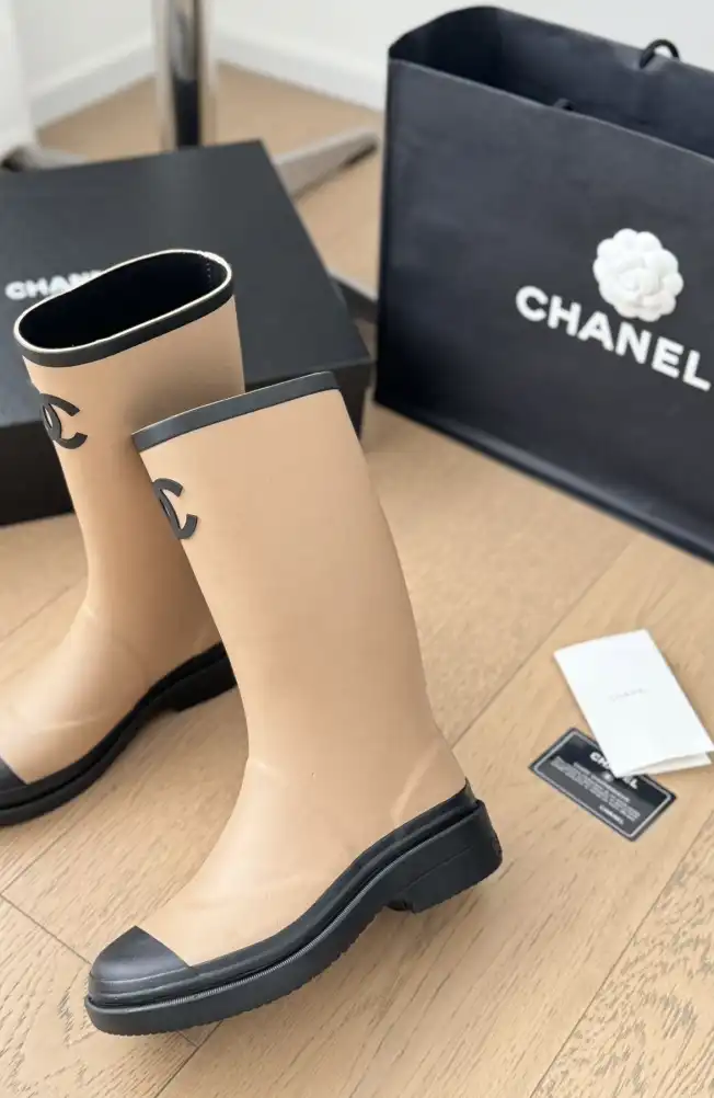 hype Chanel Boots