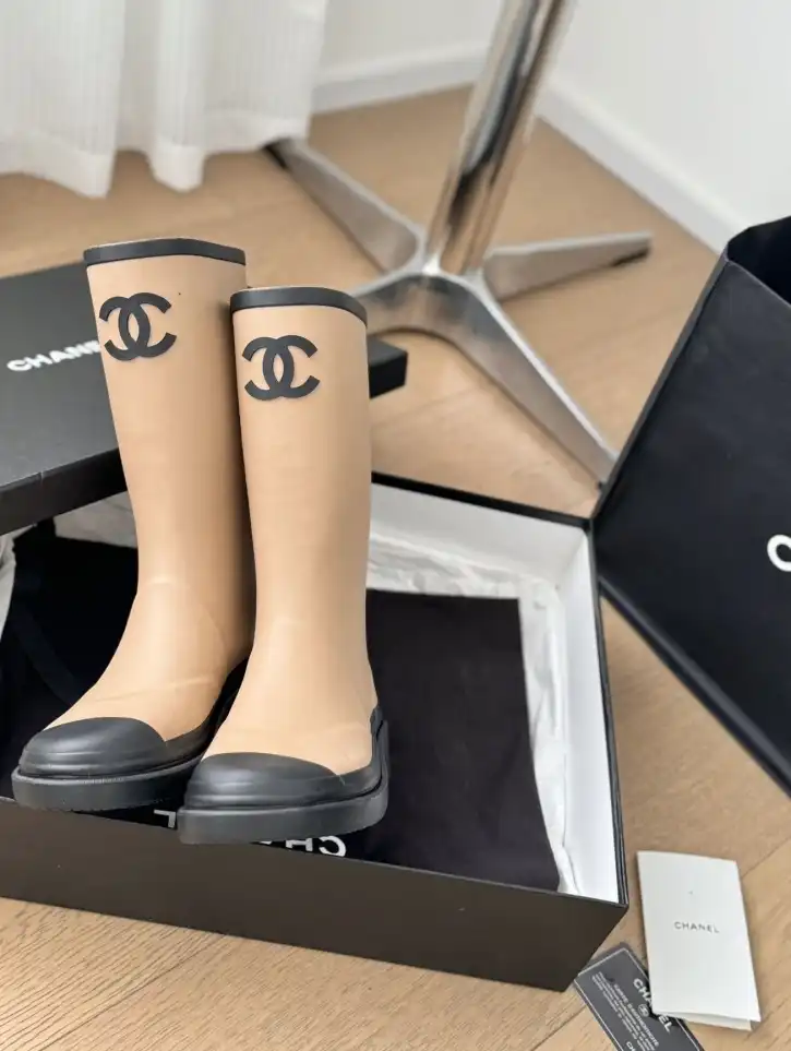 hype Chanel Boots