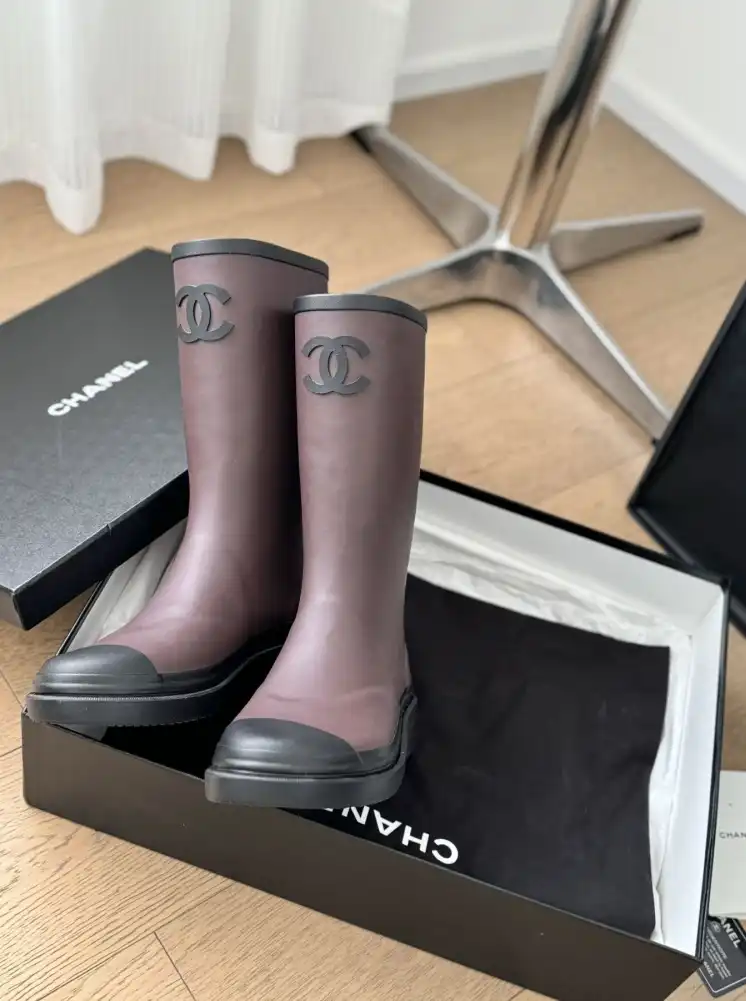 hype Chanel Boots