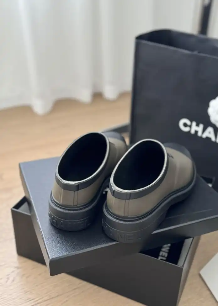 hype Chanel Boots