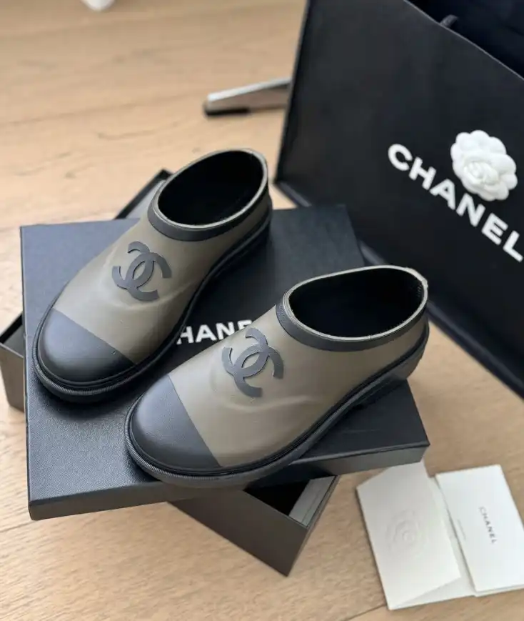 hype Chanel Boots