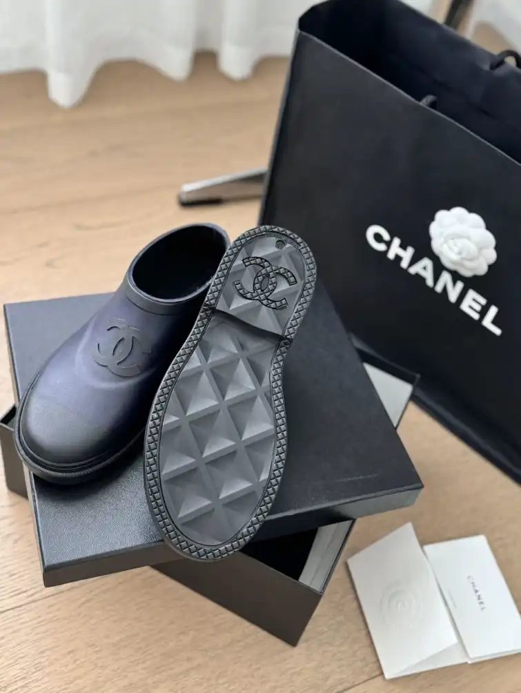 hype Chanel Boots