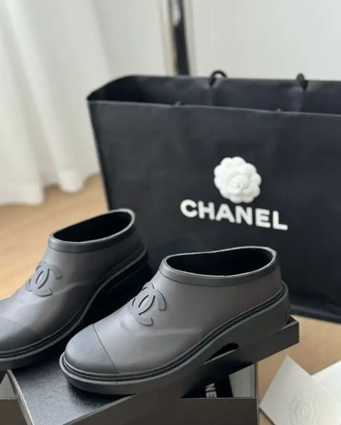 hype Chanel Boots