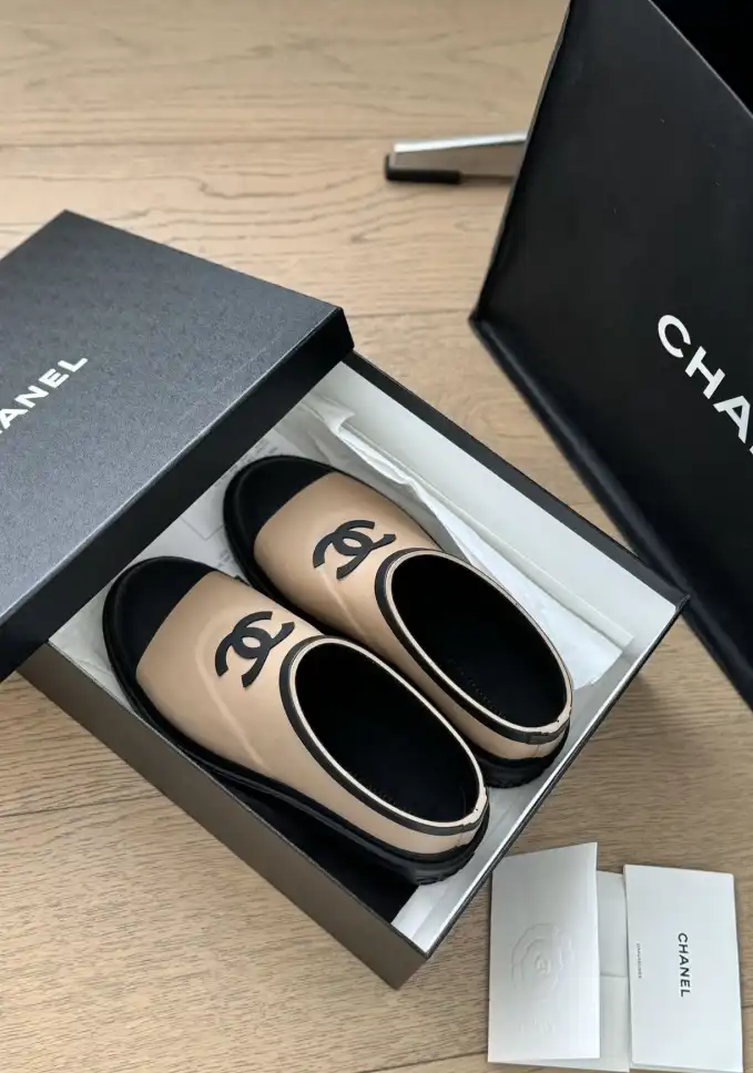 hype Chanel Boots