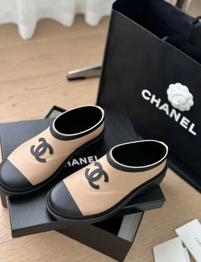 hype Chanel Boots