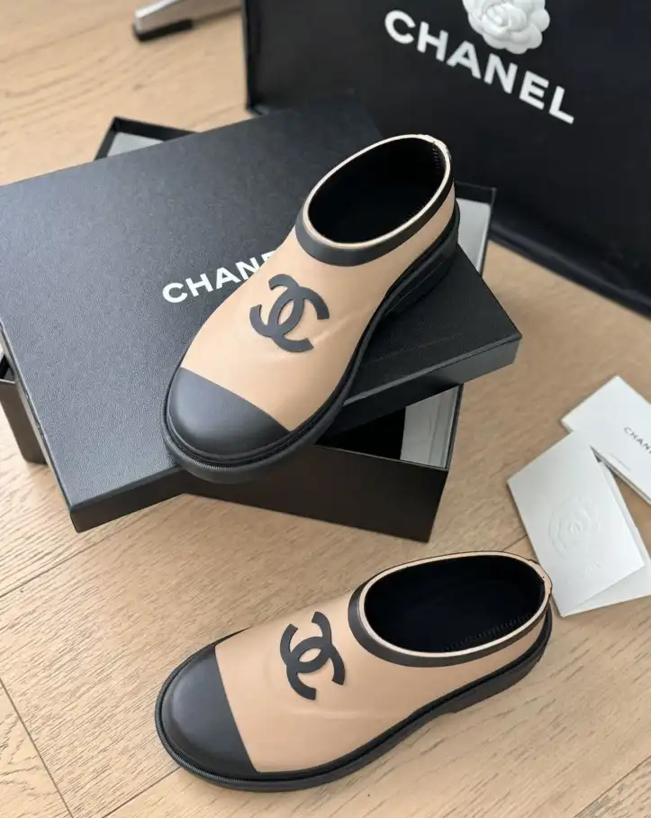 hype Chanel Boots