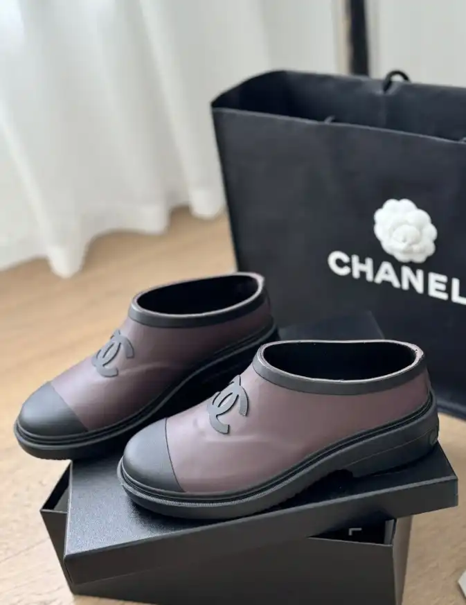 hype Chanel Boots