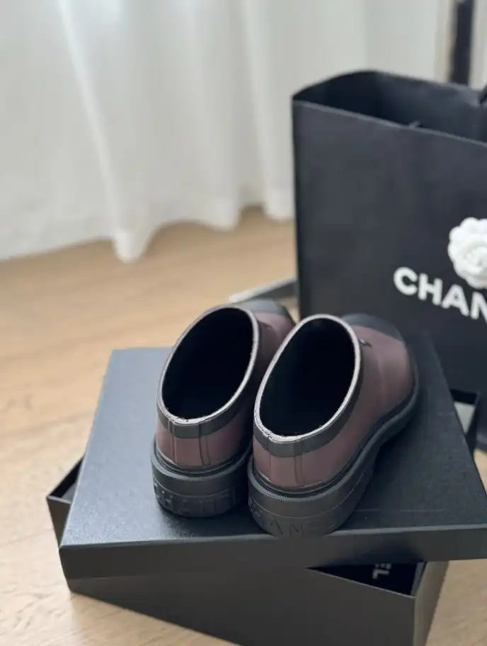 hype Chanel Boots