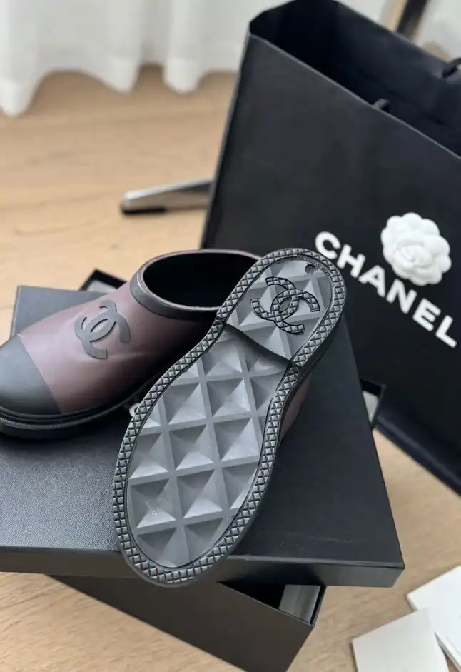 hype Chanel Boots