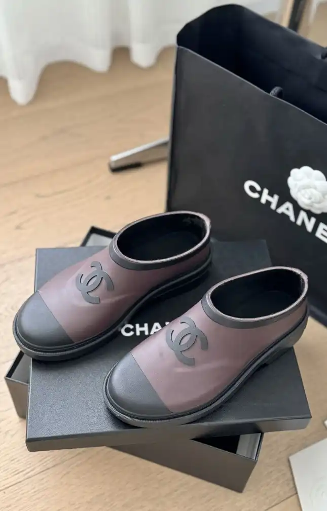 hype Chanel Boots