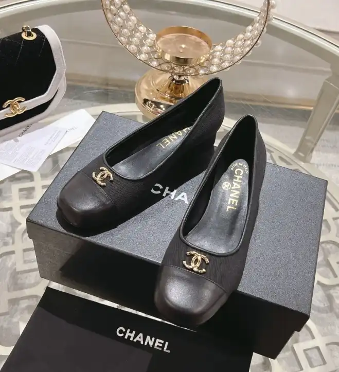 hype Chanel High Heels