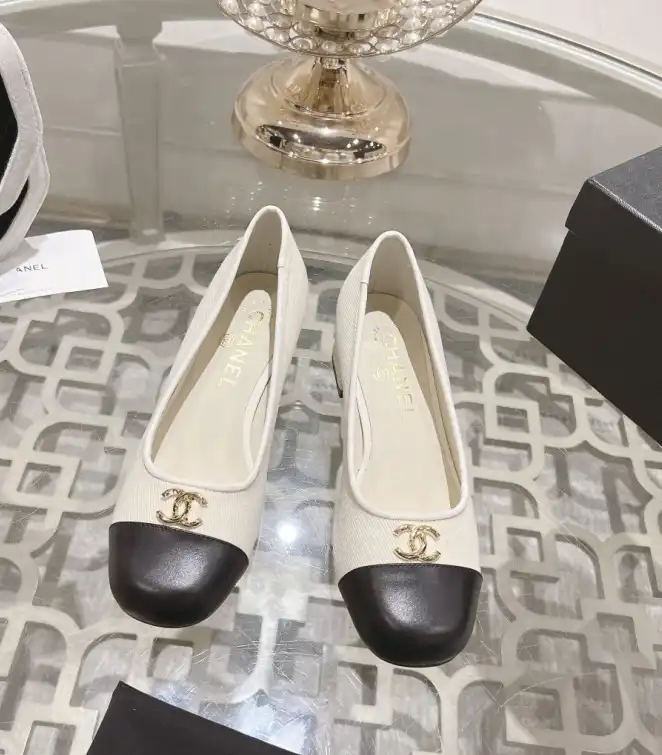 hype Chanel High Heels