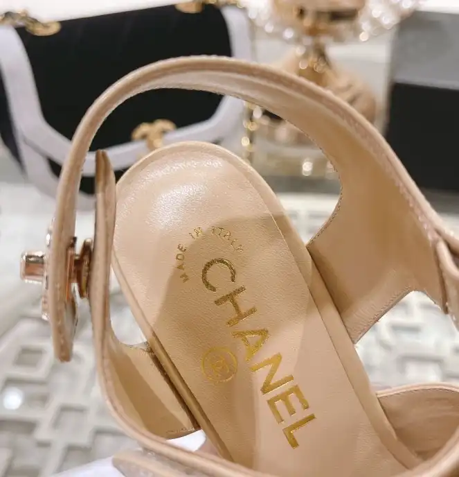 hype Chanel High Heels