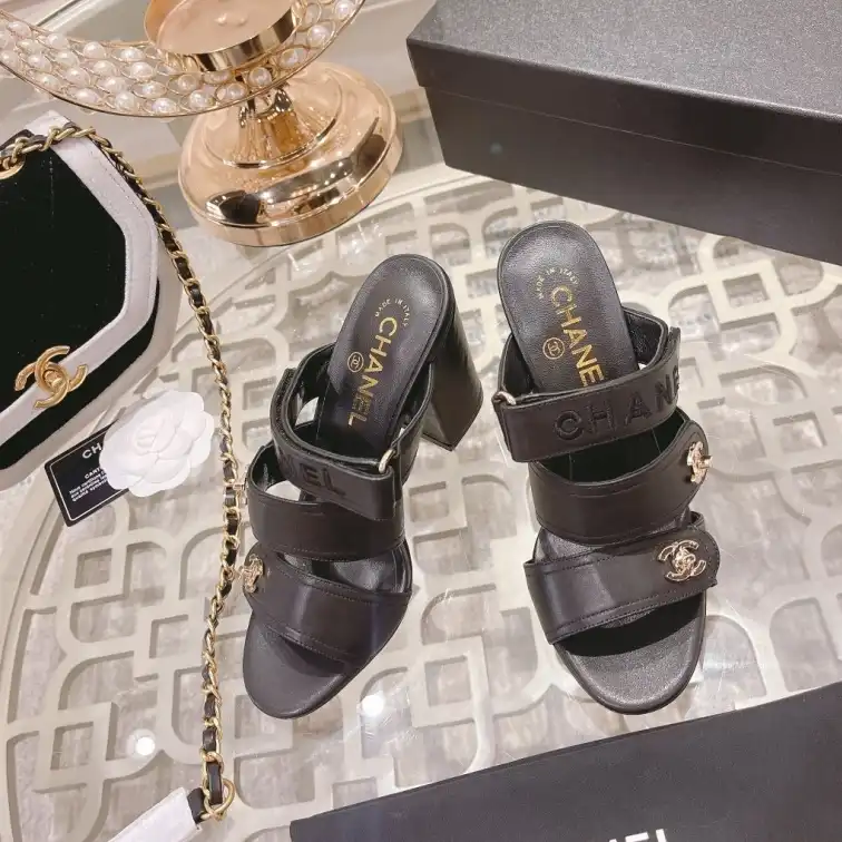 hype Chanel High Heels